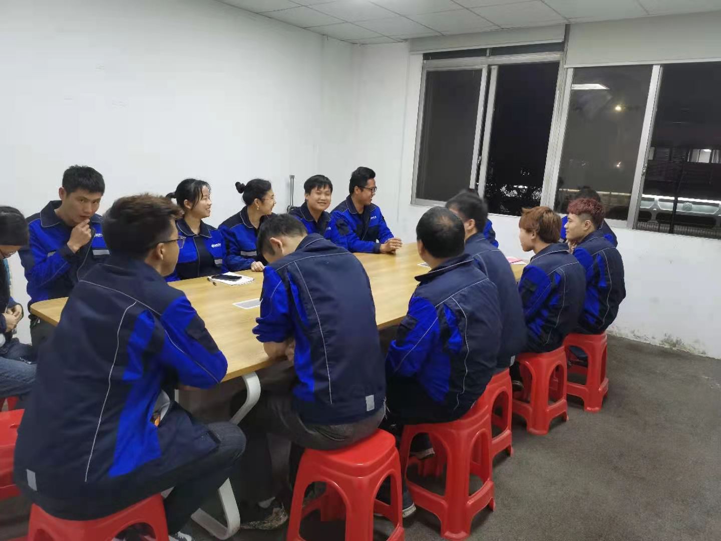 召開生產(chǎn)大會(huì)，新起點(diǎn)新起航