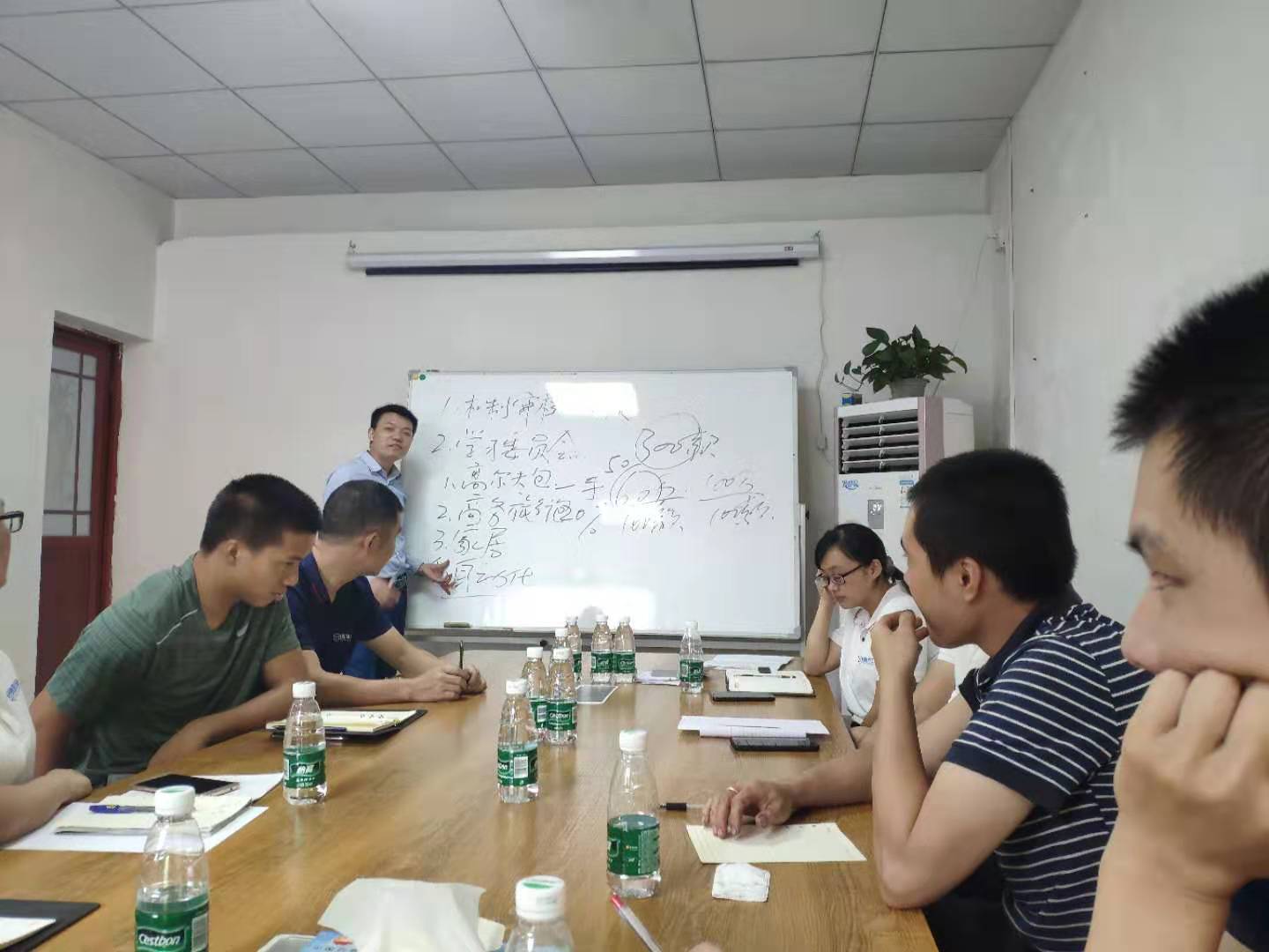 1573544038492453.jpg 1573544038492453.jpg